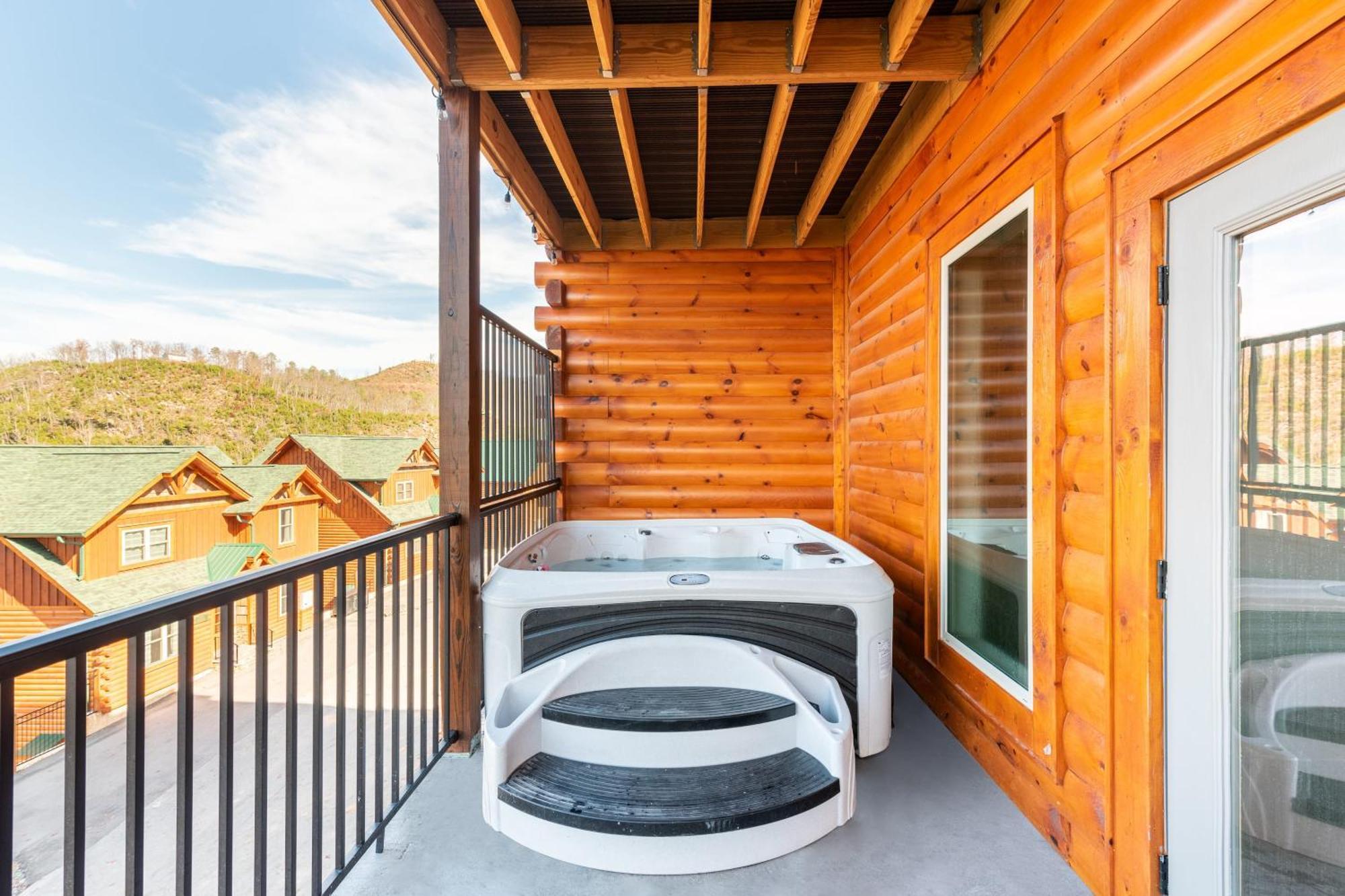 Duval By Avantstay 10Min To Dt Pigeon Forge W Indoor Pool Hot Tub Amazing Views Kültér fotó